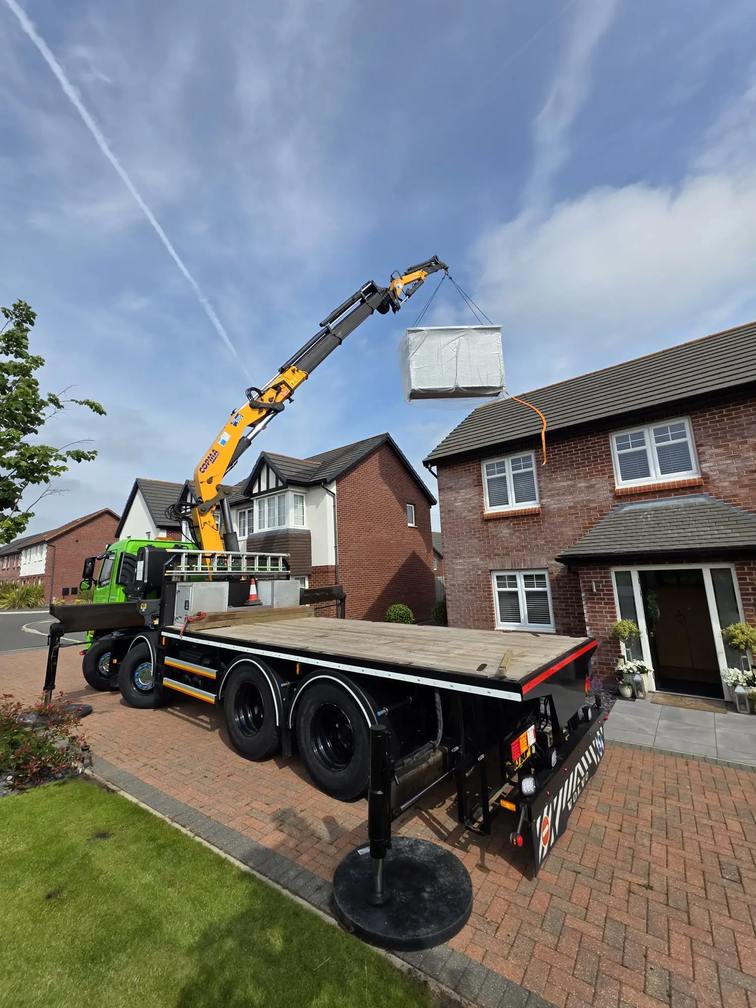 lift rigg uk crane hiab hire 34 - Lift Rigg UK