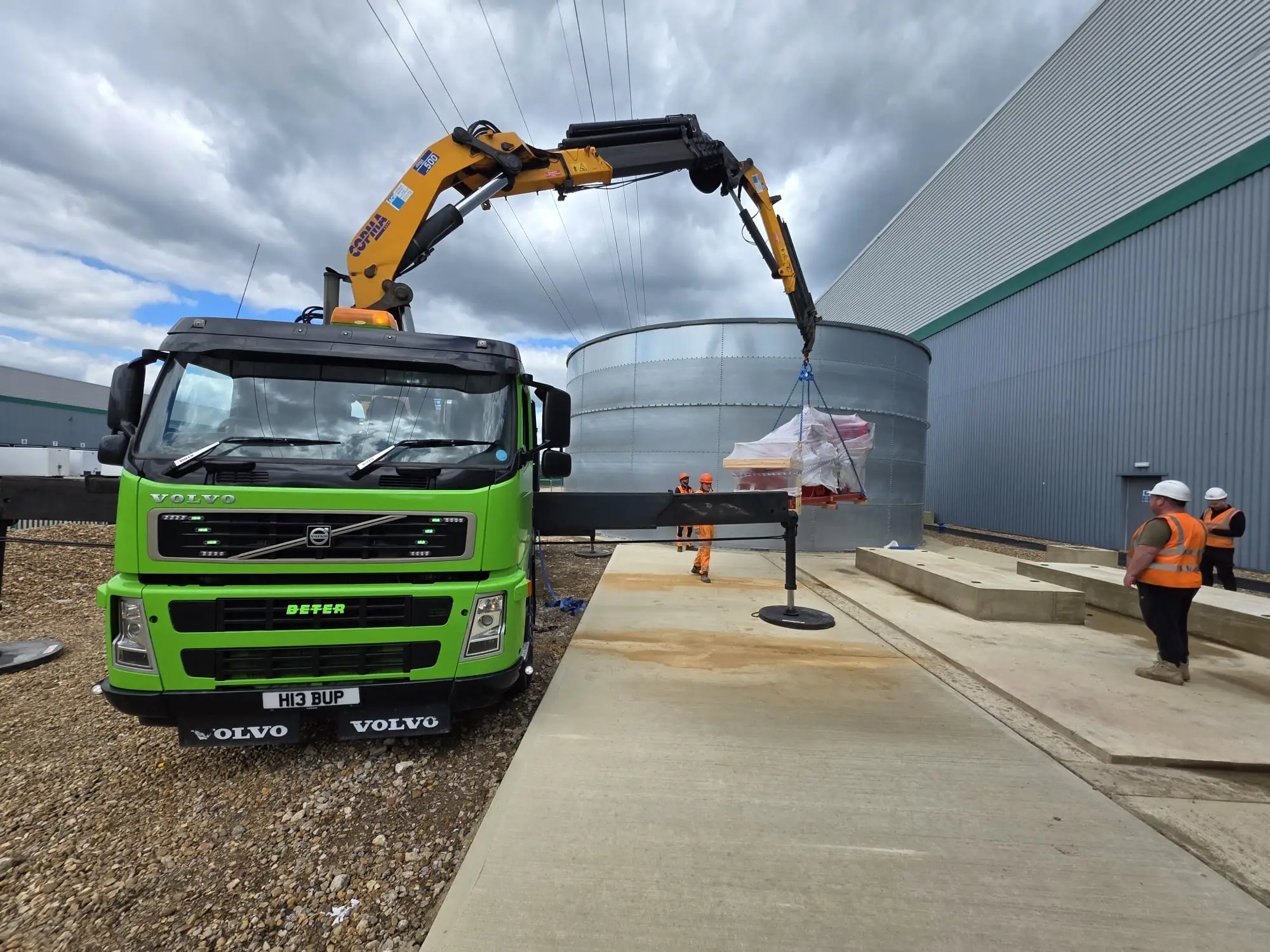 lift rigg uk crane hiab hire 38 - Lift Rigg UK