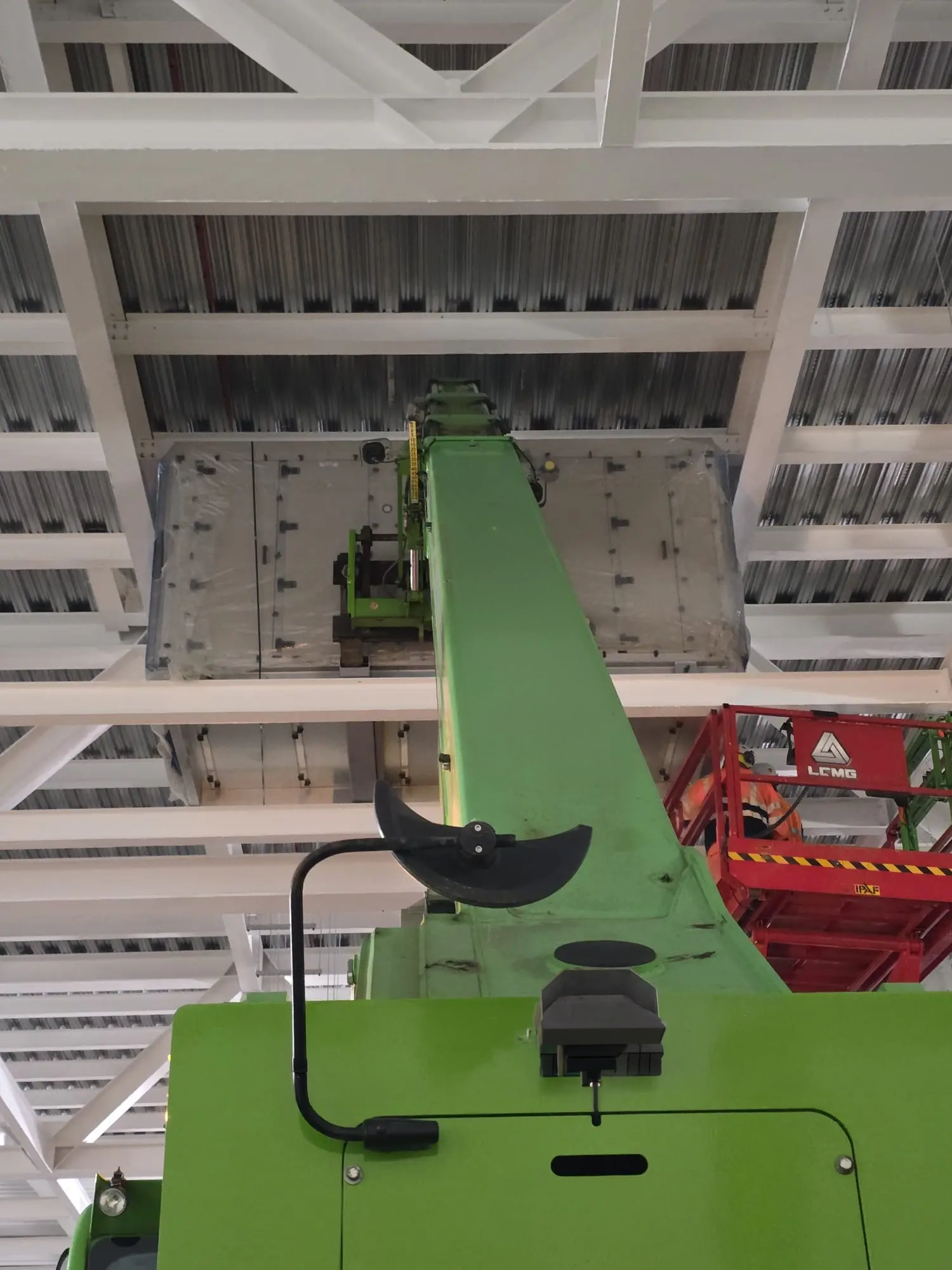 lift rigg uk crane hire lift shift 24 - Lift Rigg UK
