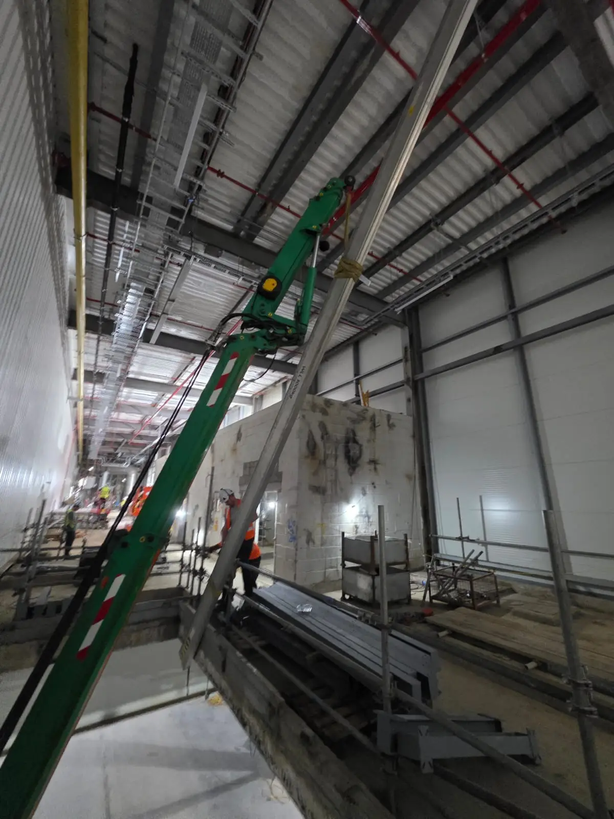 lift rigg uk spider crane hire 16 - Lift Rigg UK
