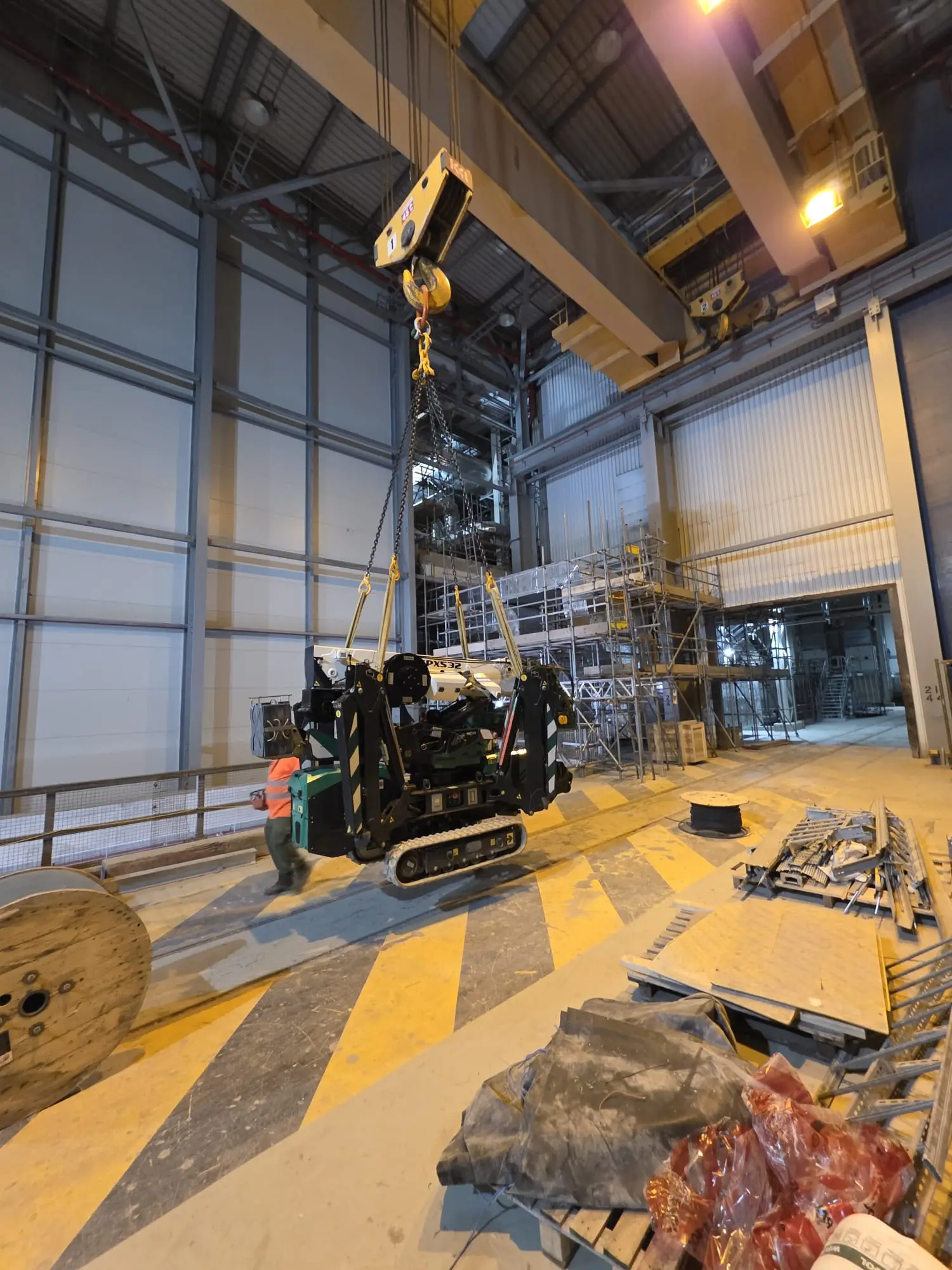 lift rigg uk spider crane hire 27 - Lift Rigg UK
