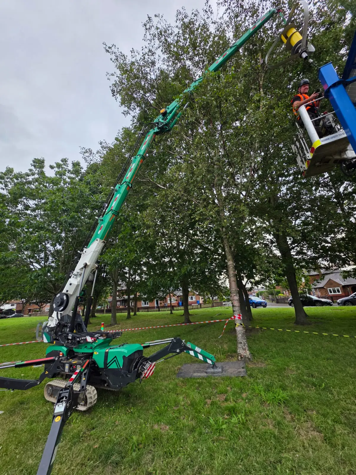 lift rigg uk spider crane hire 8 - Lift Rigg UK